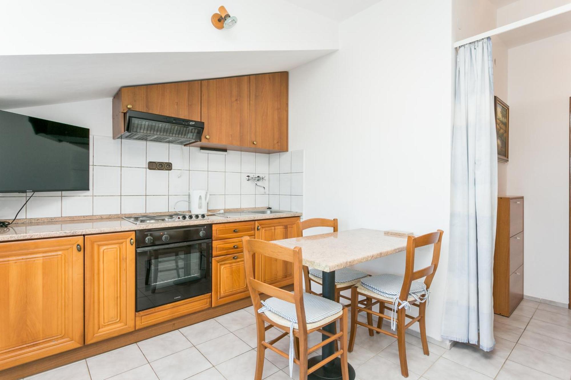 Seaside Apartments With A Swimming Pool Okrug Gornji, Ciovo - 11374 Трогір Екстер'єр фото