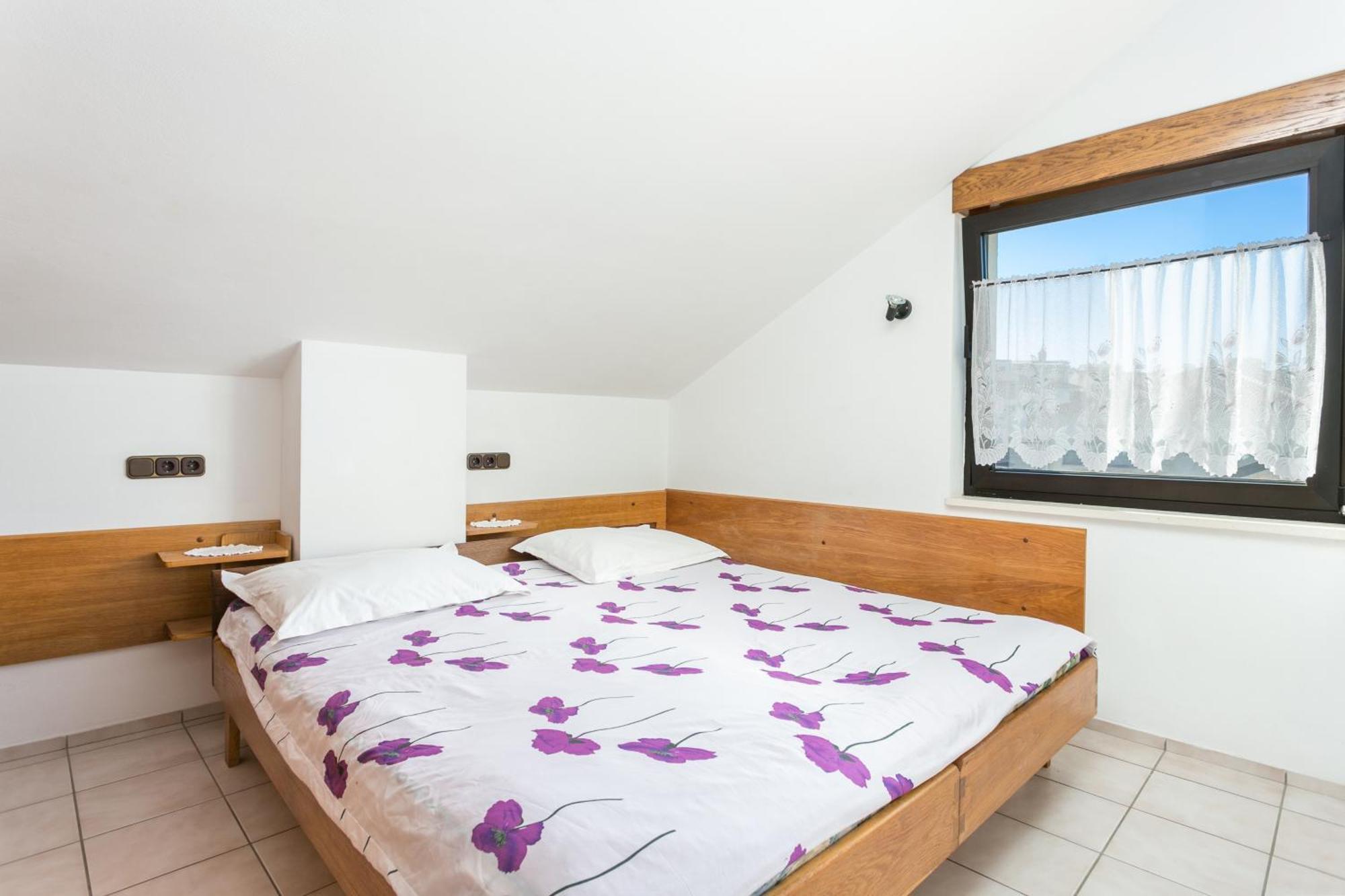 Seaside Apartments With A Swimming Pool Okrug Gornji, Ciovo - 11374 Трогір Екстер'єр фото