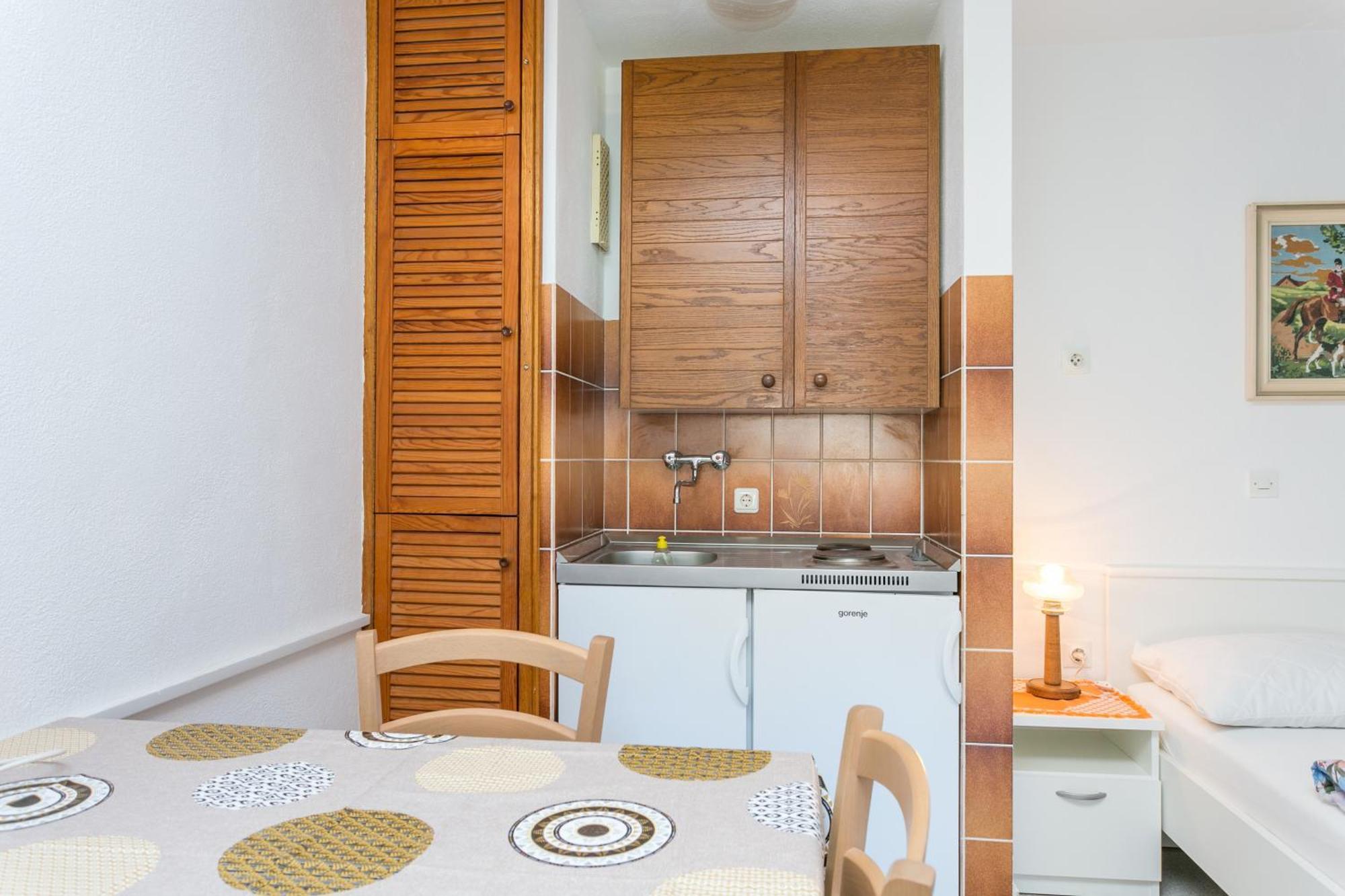 Seaside Apartments With A Swimming Pool Okrug Gornji, Ciovo - 11374 Трогір Екстер'єр фото