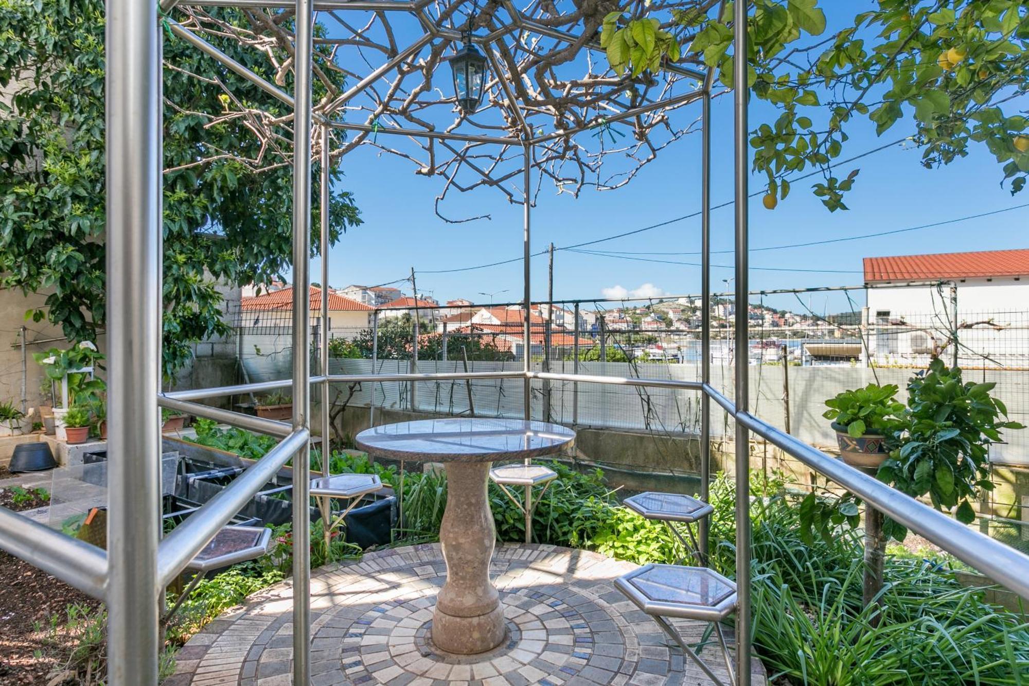 Seaside Apartments With A Swimming Pool Okrug Gornji, Ciovo - 11374 Трогір Екстер'єр фото